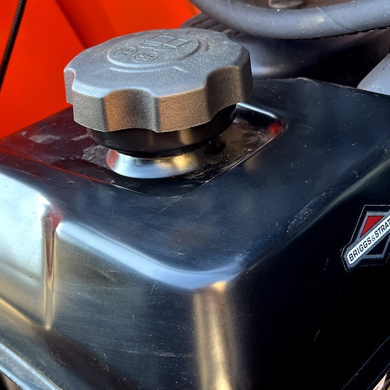 mini-dumper-de-descarga-alta-con-pala-deleks-m8000bs-4.jpg